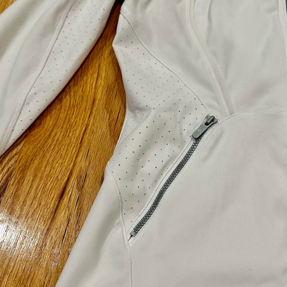 Women's White Lululemon Jacket - Picture 7 of 10